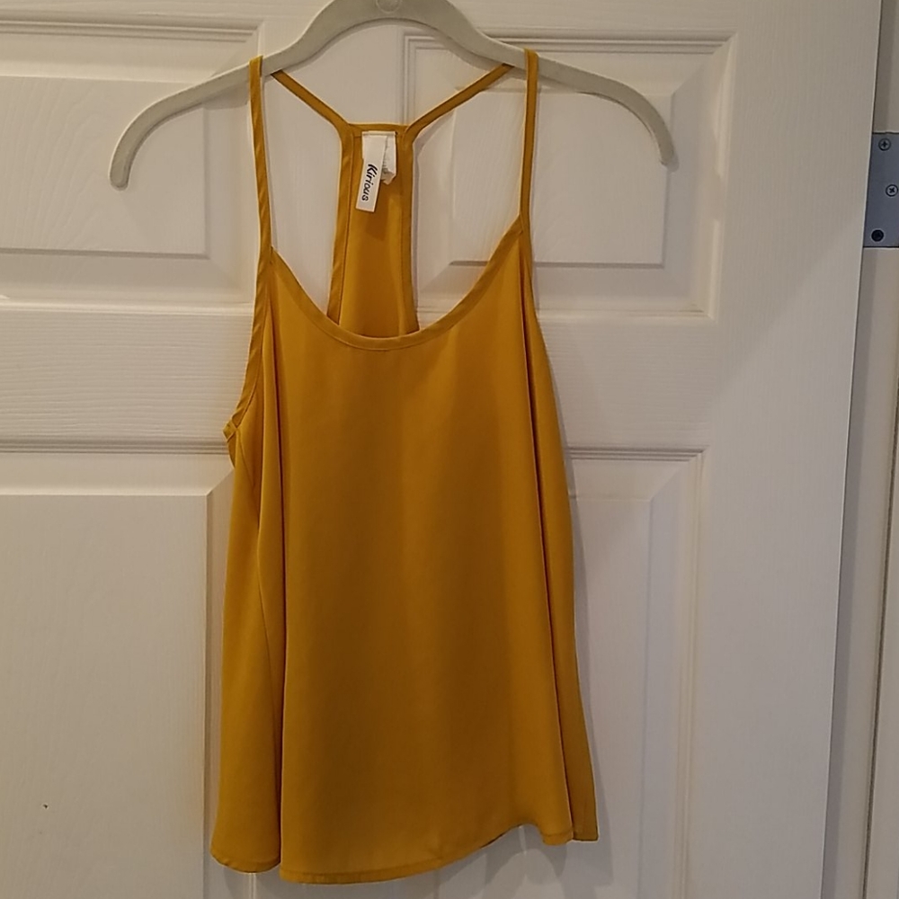 💛Yellow tank top💛
